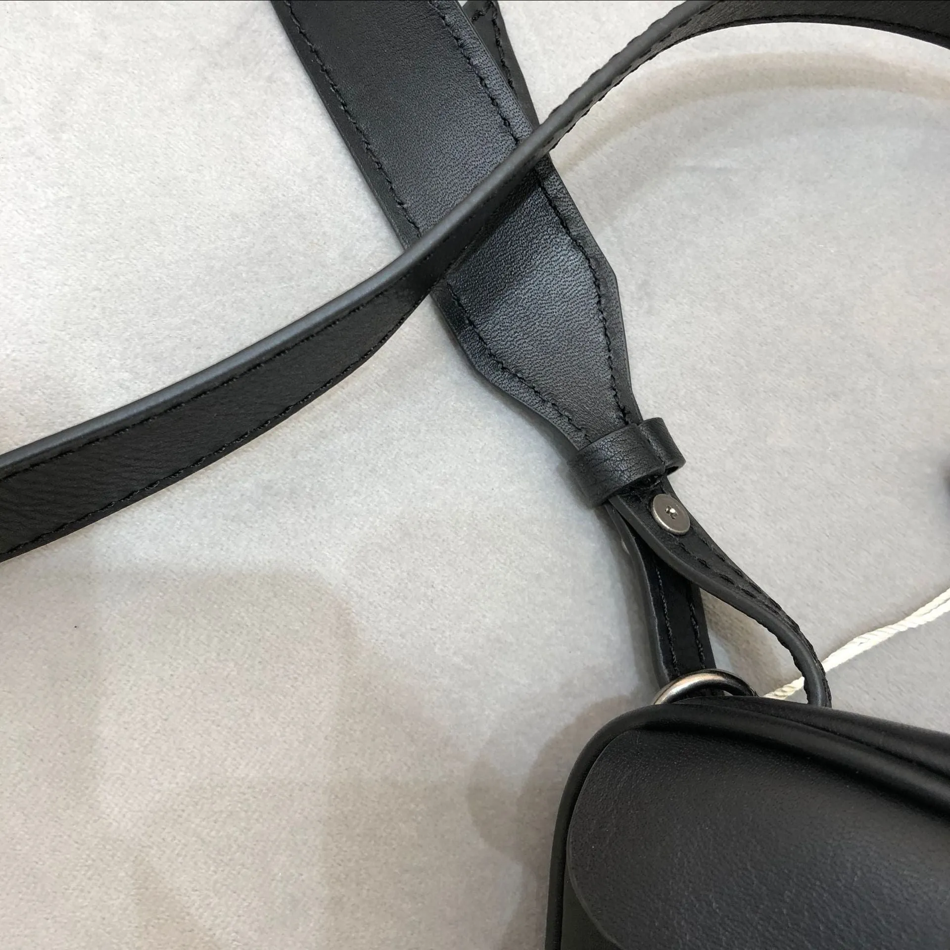 Cool Women's Crossbody Chest Bag Leather Sling Bags For Women