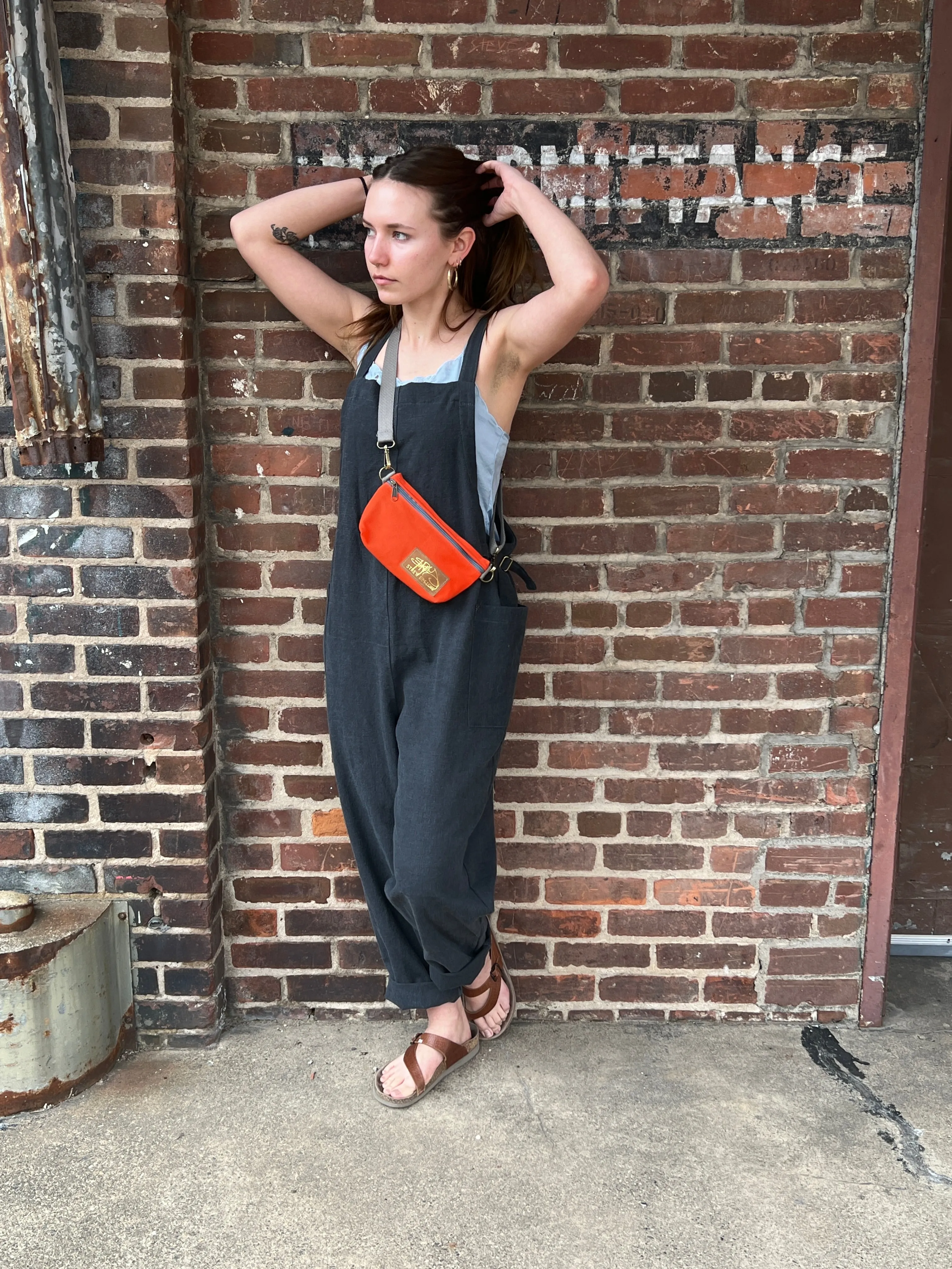 HIP POUCH