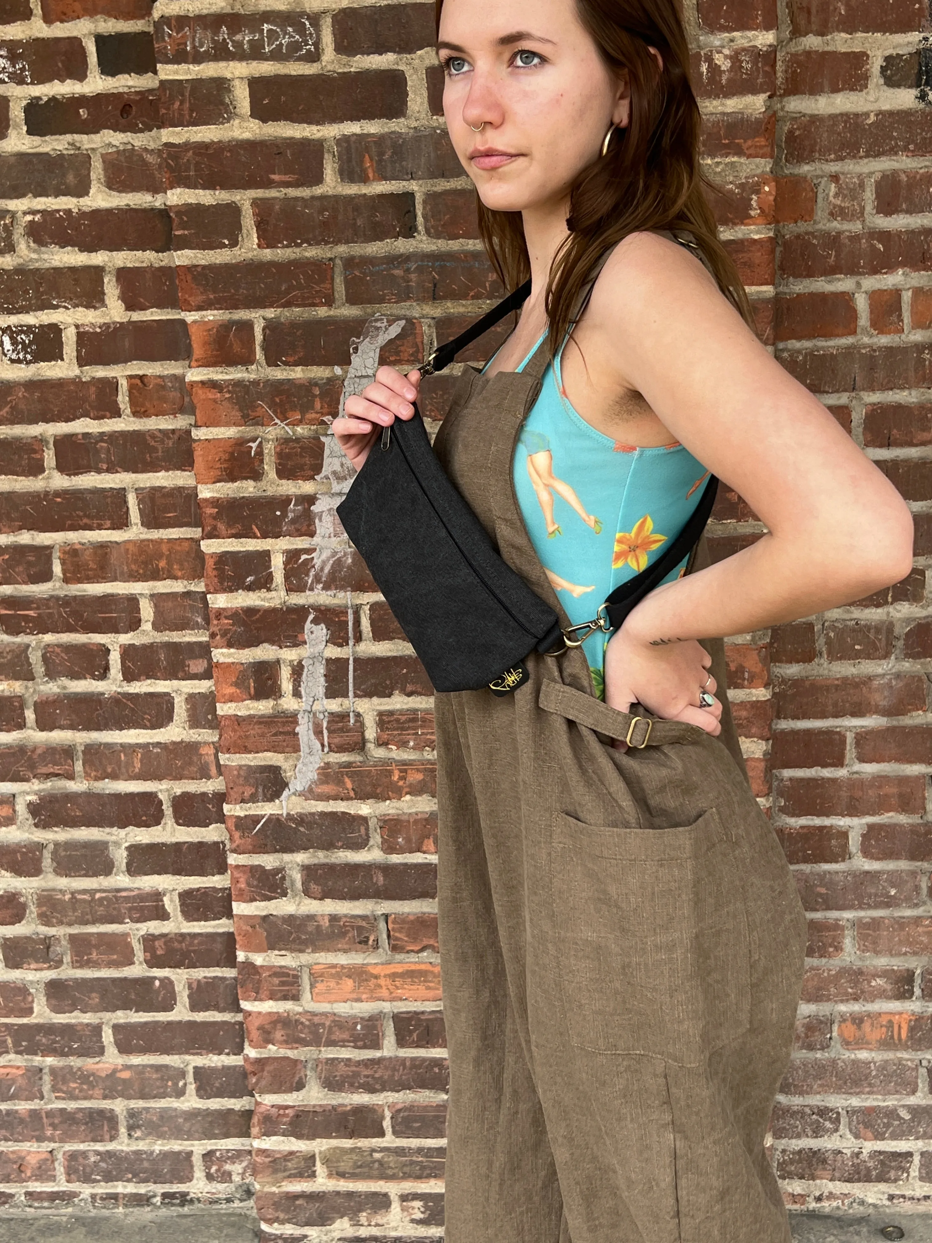 HIP POUCH