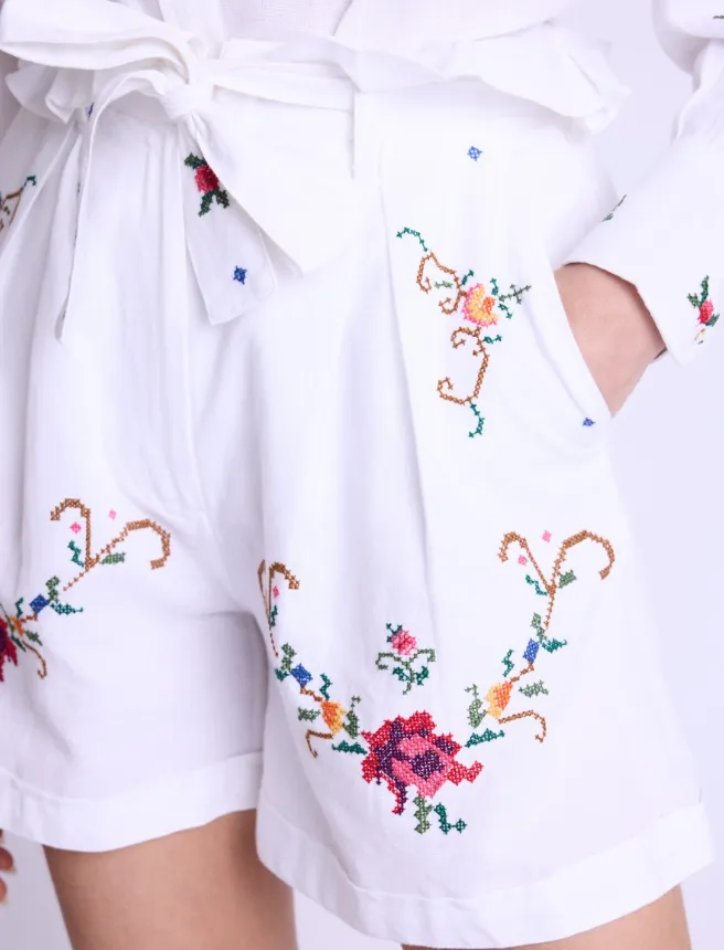 Serena White Embroidered Shorts
