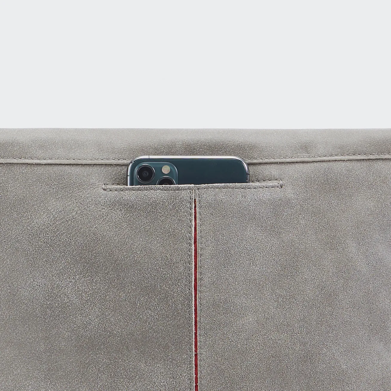 VIP | Pew/Brushed Gold Red Zip | Lrg